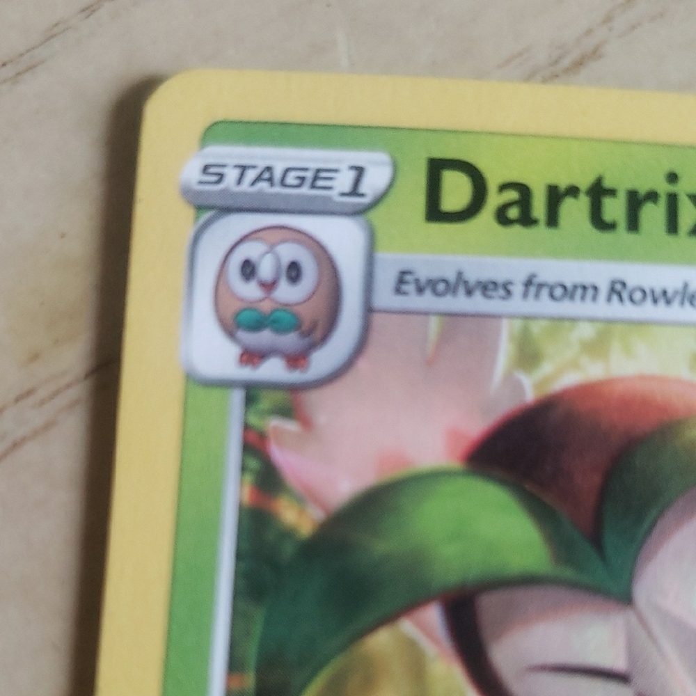 Dartrix Pokémon Card - Picture 3 of 5